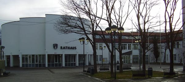 Unterhaching – Wikimedia Commons (Wikidata P18)