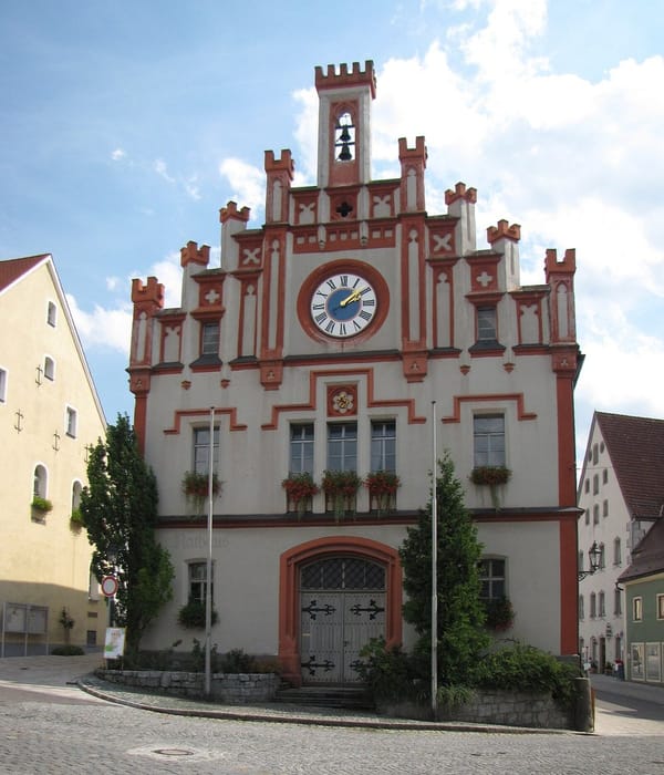 Velburg – Wikimedia Commons (Wikidata P18)