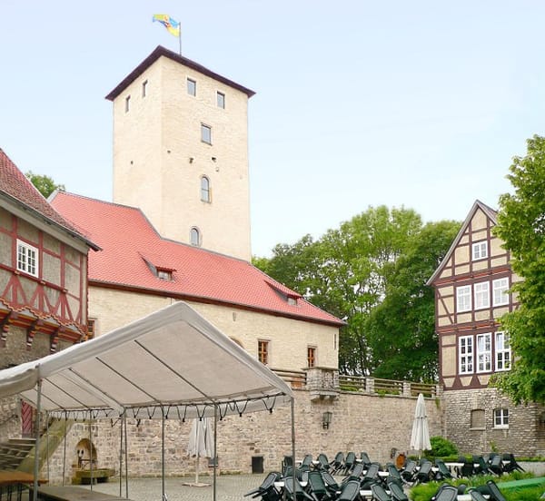 Warberg – Wikimedia Commons (Wikidata P18)