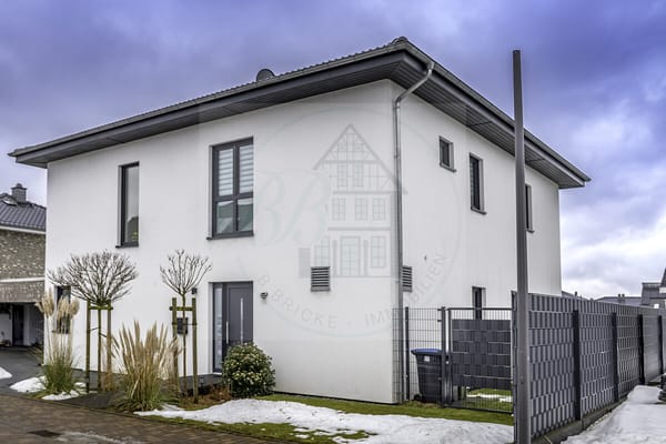 MODERNES TRAUMHAUS TEILMÖBLIERT ZUR MIETE AUF ZEIT – IN PEINE-STEDERDORF
