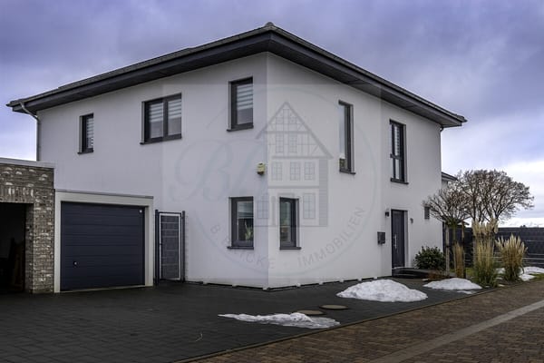 MODERNES TRAUMHAUS TEILMÖBLIERT ZUR MIETE AUF ZEIT – IN PEINE-STEDERDORF