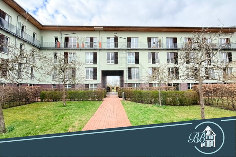 2-Zimmer-Wohnung mit Loggia und Einbauküche in Berlin-Buchholz
