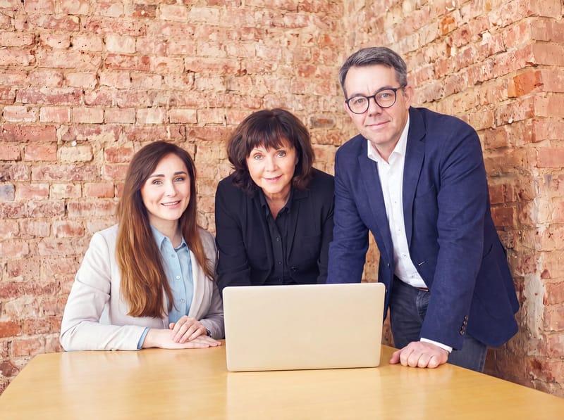 Das Team von City Immobilienmakler Celle bei der Beratung von Eigentümern